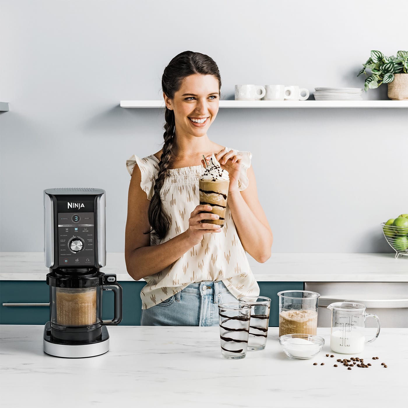 Ninja CREAMi Deluxe 10-en-1 Machine à délices et boissons glacées NC501EU